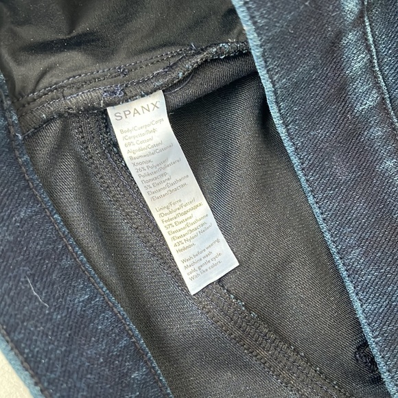 SPANX Ankle Length Denim Jegging  (size S) - Picture 5 of 5